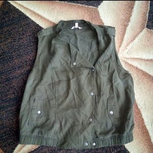 Juicy couture olive green vest